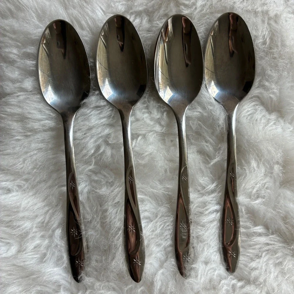 4 Vintage International Silver Americana Star Teaspoons 1950s MCM Stainless USA